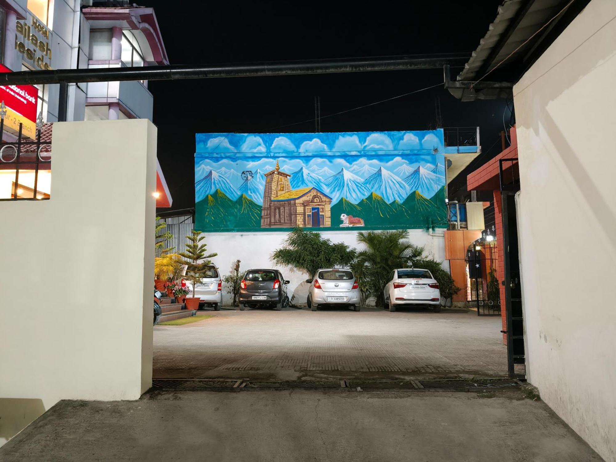 Hotel Kailash Residency Dehradun Bagian luar foto